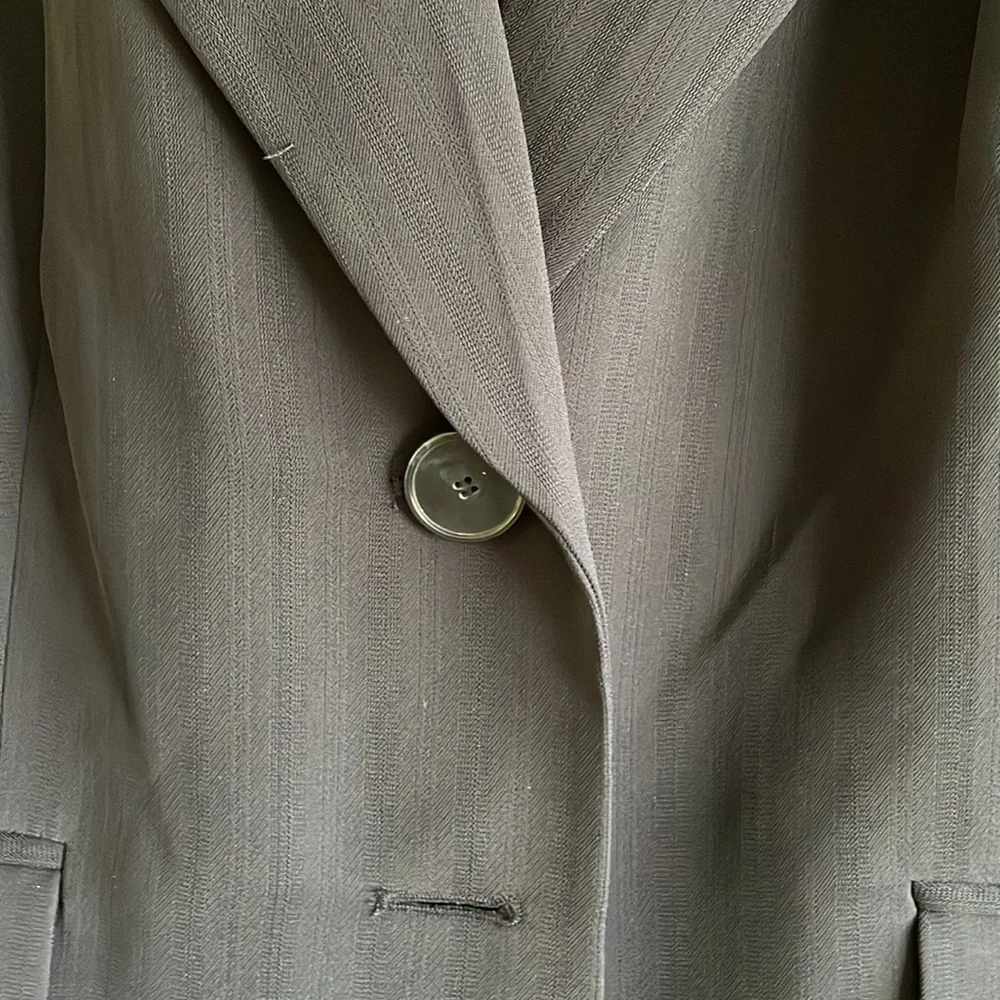 Jones New York Women’s 2 piece pantsuit - Picture 2 of 8
